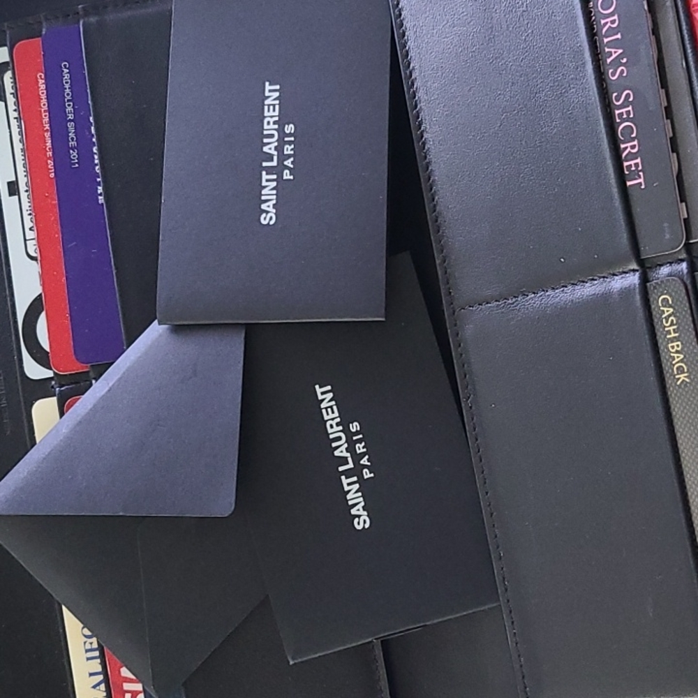 YSL wallet with added chains - Picture 14 of 15